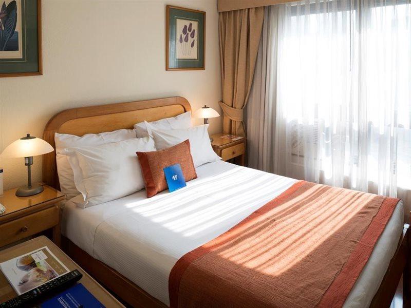 Hotel Presidente Сантьяго Экстерьер фото