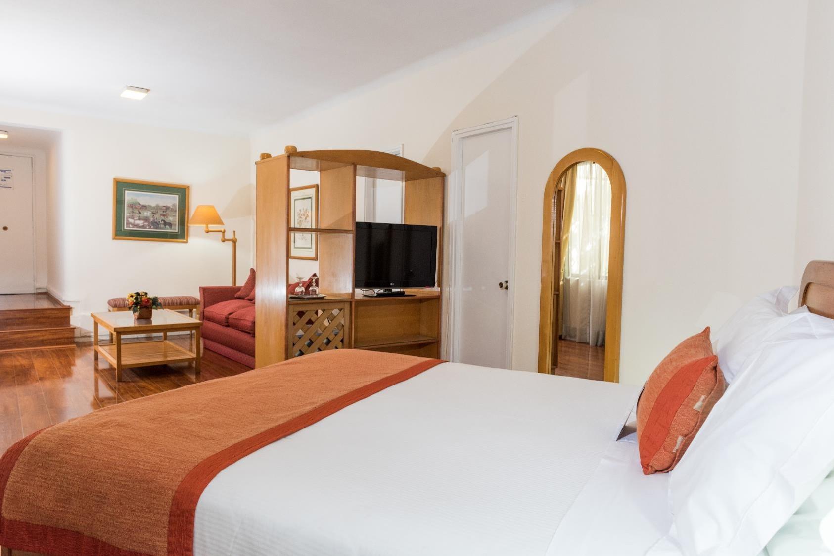 Hotel Presidente Сантьяго Экстерьер фото
